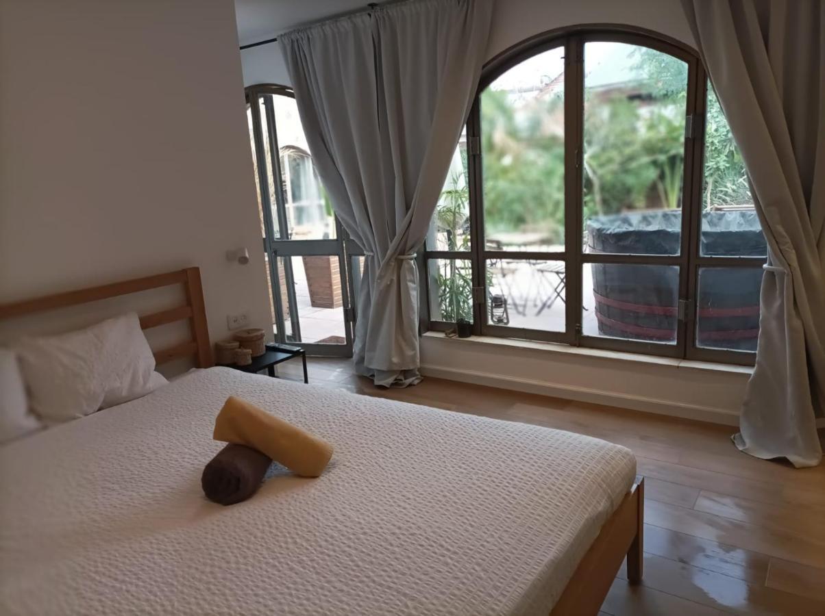 Eilat Stone - Patio אבן אילת - פטיו Διαμέρισμα Εξωτερικό φωτογραφία